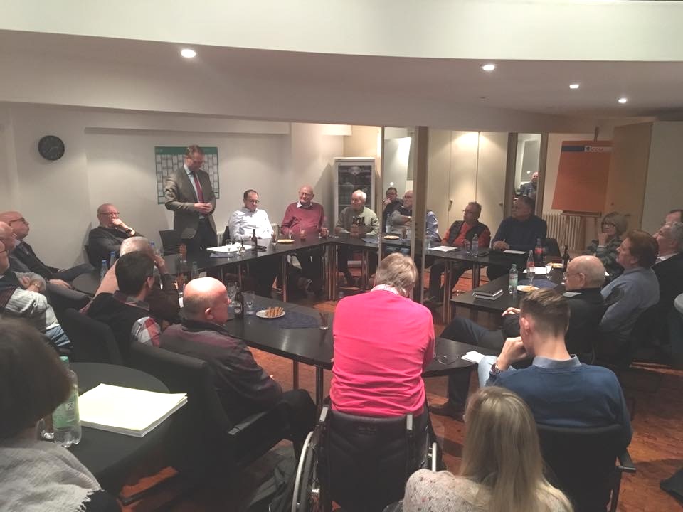 Vorbereitung zum CDU-Bundespartei in Hamburg: Mitgliederabend zum Bundesparteivorsitz der Vogelsberg Union in deren Kreisgeschäftsstelle in Alsfeld Vorbereitung zum CDU-Bundespartei in Hamburg: Mitgliederabend zum Bundesparteivorsitz der Vogelsberg Union in deren Kreisgeschäftsstelle in Alsfeld
